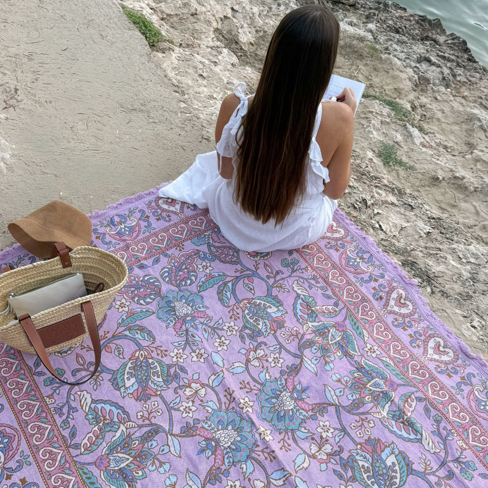 Beach Mats Australia | Large Boho Beach Blanket & Woven Beach Rugs – ISLA