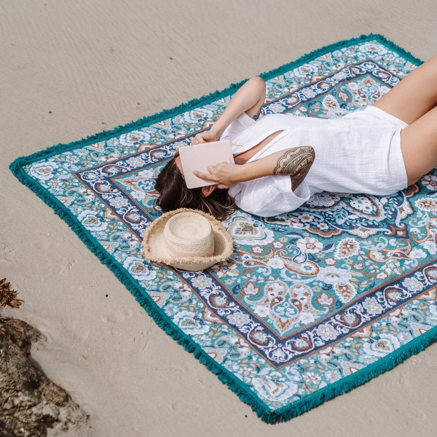 Luna Beach Blanket