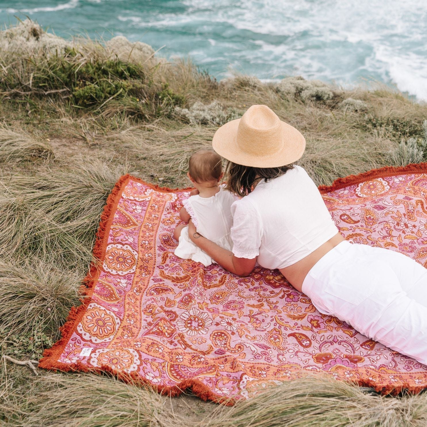 Sahara Woven Picnic Rug Floral Boho Beach Rug – ISLA Label